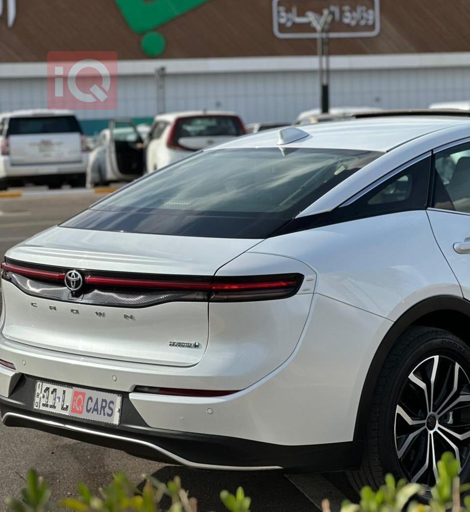 تۆیۆتا کراون